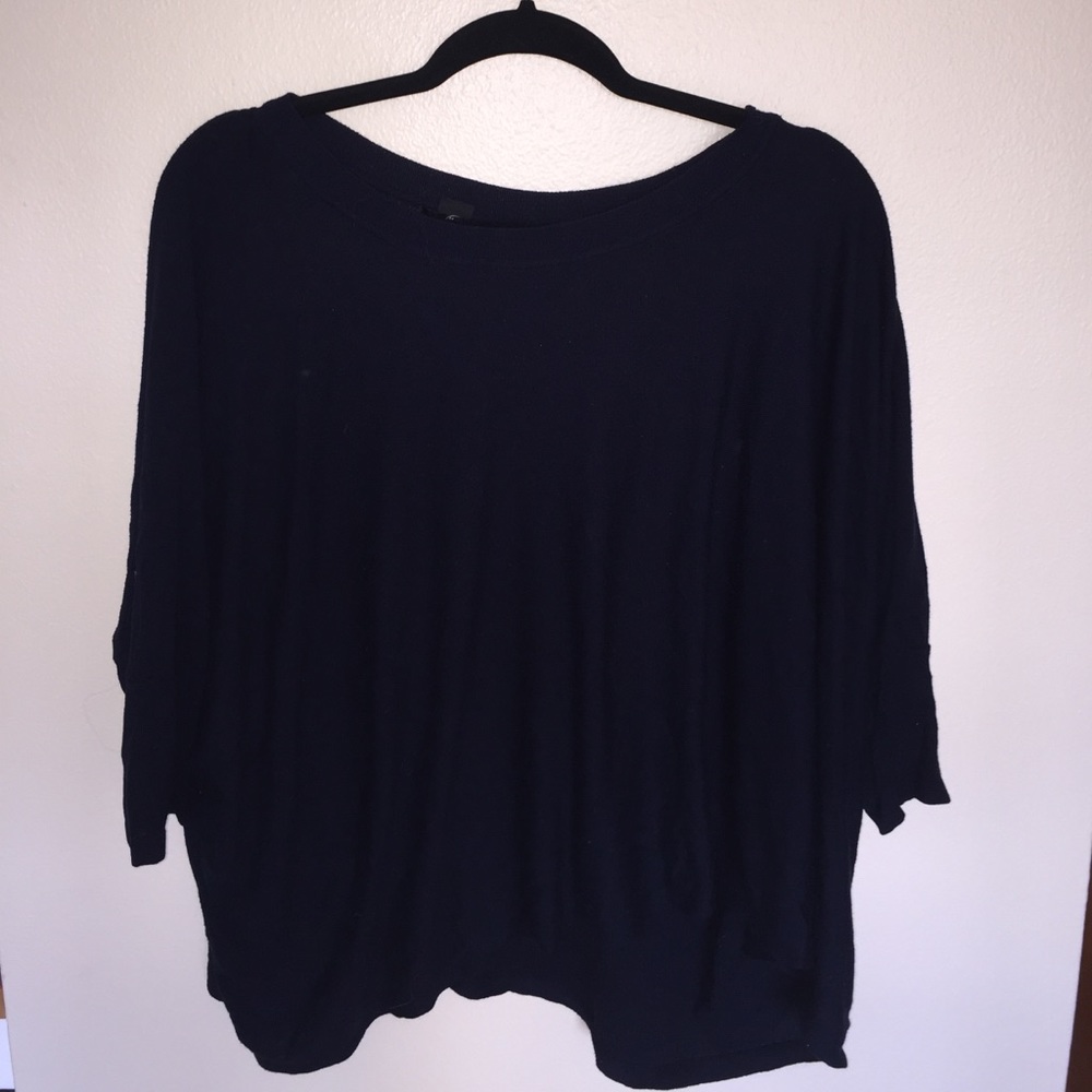 Flowy Navy blue top